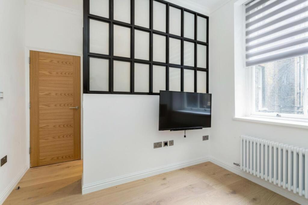 Modern Chelsea Flat, 3Bd 2Bath, With Parking Apartamento Londres Exterior foto